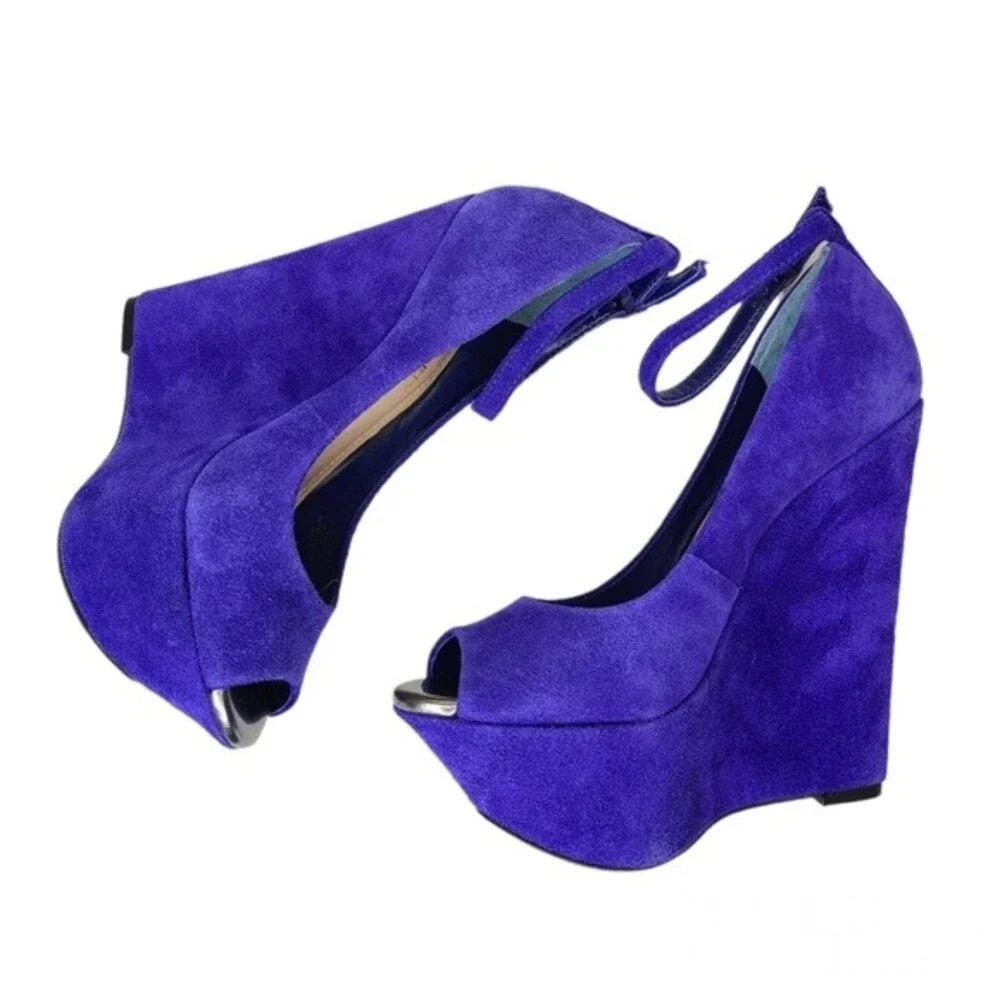 Sole Society Louisa Blue Violet Suede Wedges 6